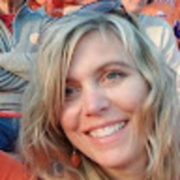 Meet your Posher, Ginny - Picture 1 of 1